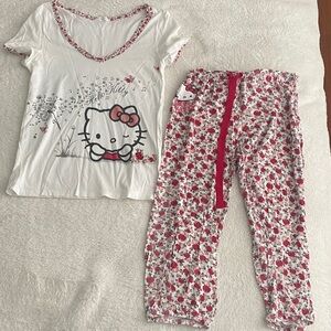 Oysho Hello Kitty Soft Material Pajama Set